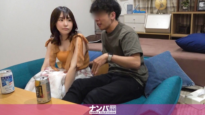 在經驗豐富的把妹達人的房間裡，我們偷偷拍攝他的性愛325 美咲臉上總是掛著微笑！當她陷入頑皮的氣氛中時，她最小的身體顫抖著，用濕潤的眼睛看著我…！ ！