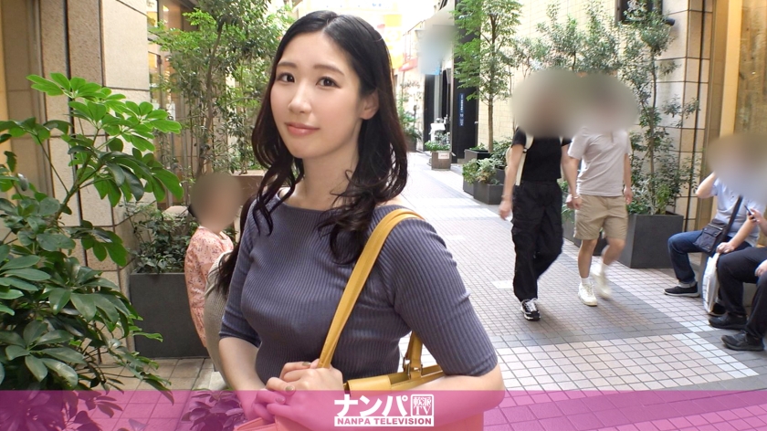 Seriously easy going, first shoot. 2028 Picking up a beautiful magazine reporter researching Kichijoji gourmet food! After three years of not having sex, she screams "Not there!! It's touching me!!!" and cums over and over again!