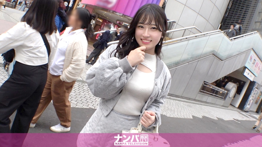 真的很軟，第一槍。 2031 地下偶像團體的核心女孩現在在地上舞台全裸！ 「連偶像都喜歡調皮的東西！甚至還和粉絲一起睡了！」我曾經夢想有一天會在地面電視上出現，但在這個世界上，我是第一個出現的（笑）這可能是唯一的一次。